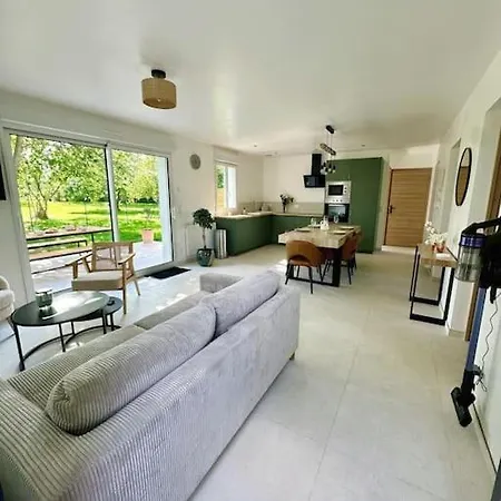 Casa vacanze Le De St Sauveur Esquennoy